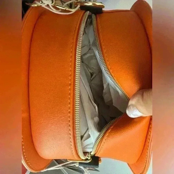 Loungefly Nightmare Before Christmas Jack O Lantern Glows in Dark Crossbody NWT - Picture 4 of 4